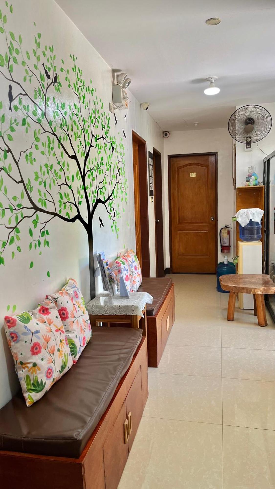Mkb Pension Coron Exterior photo