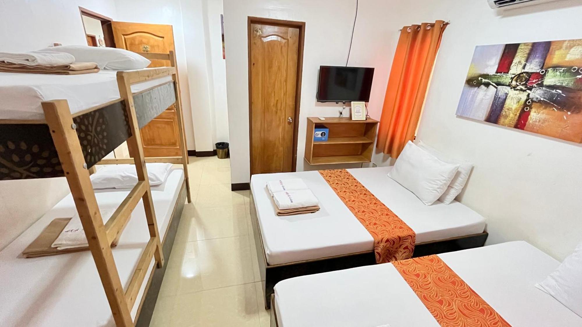 Mkb Pension Coron Exterior photo