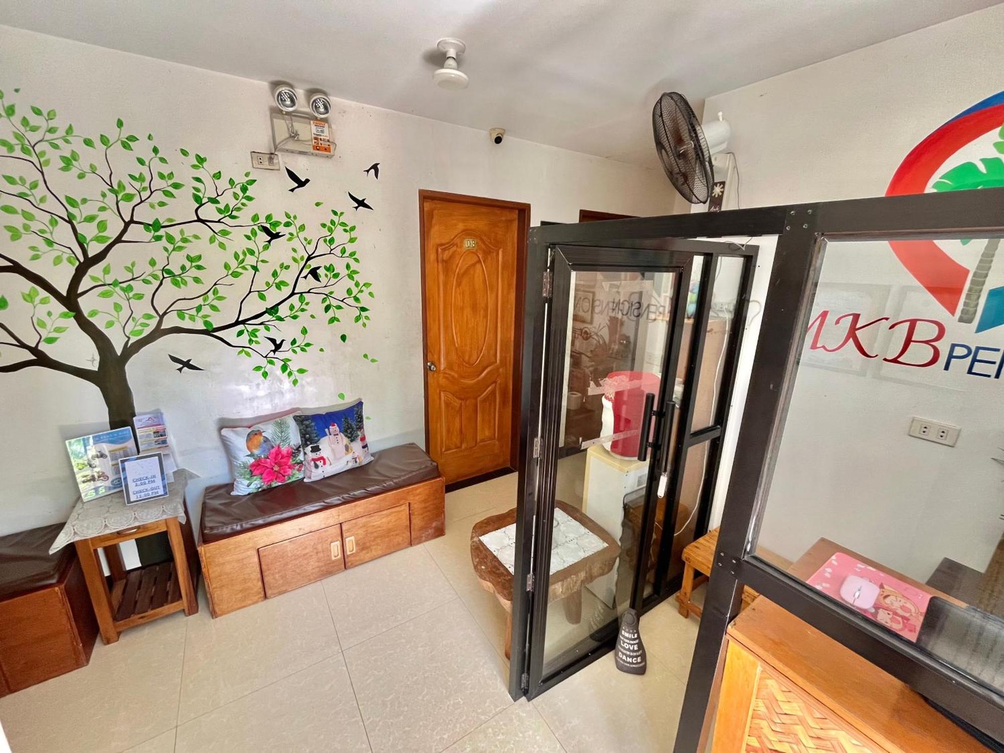 Mkb Pension Coron Exterior photo